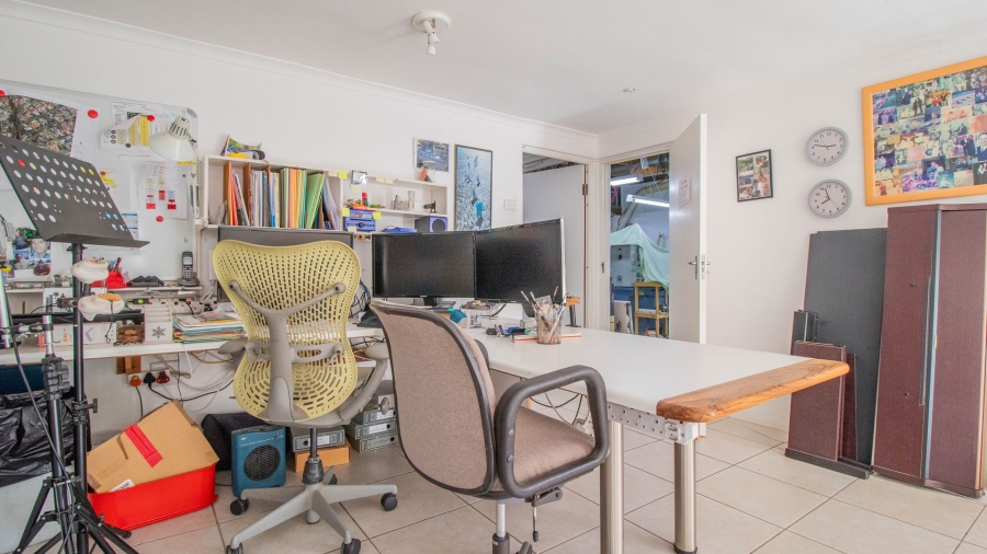 3 Bedroom Property for Sale in Pinelands Western Cape